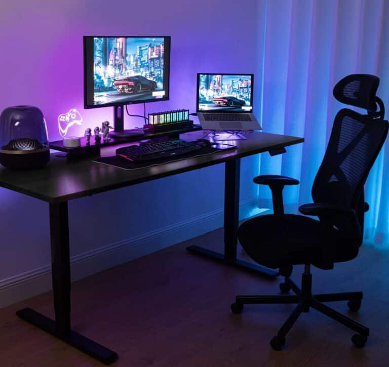 How To Choose The Perfect Gaming Desk & Chair
