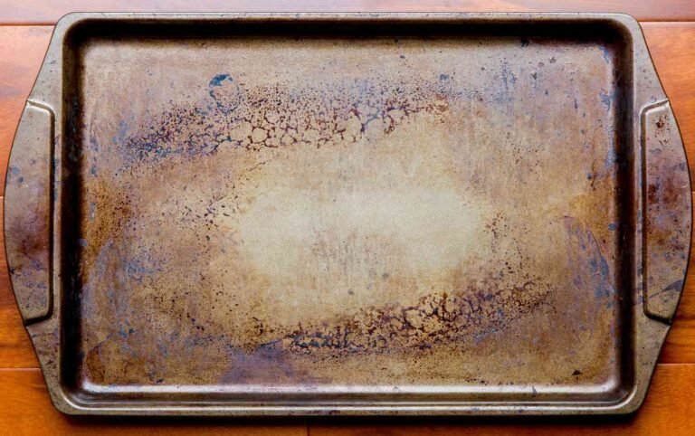 How To Clean Burnt Cookie Sheets